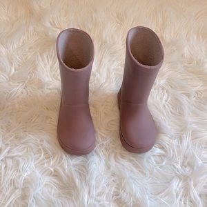 Zara - toddler rain boots size 22 or 6.5